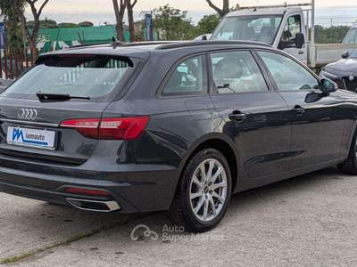 Audi A4 Avant TDI MHEV 2.0cc 136cv S-Tronic NAVIGATORE Grigio usata Roma
