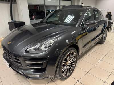 Porsche Macan Porsche Macan Turbo Unico Proprietario Grigio usata Crema