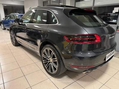 Porsche Macan Porsche Macan Turbo Unico Proprietario Grigio usata Crema