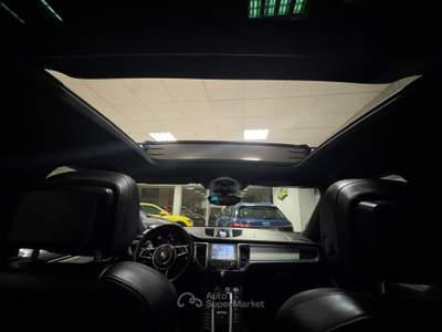 Porsche Macan Porsche Macan Turbo Unico Proprietario Grigio usata Crema