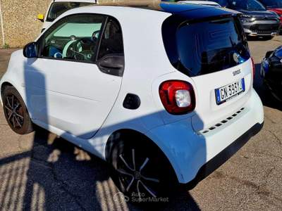 Smart ForTwo piccola comoda ed efficace Bianco usata San Donato Milanese