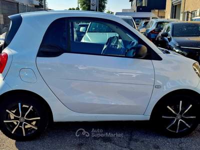 Smart ForTwo piccola comoda ed efficace Bianco usata San Donato Milanese