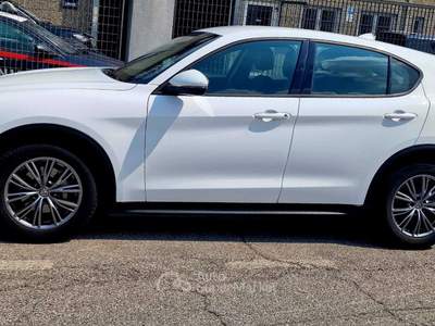 Alfa Romeo Stelvio OTTIMO COMPROMESSO PREZZO INTERESSANTE Bianco usata San Donato Milanese