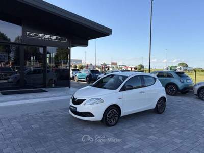 Lancia Ypsilon 1.2 GPL Ecochic Gold 5p ANCHE PER NEOPATENTATI Bianco usata Russi