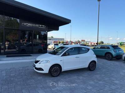Lancia Ypsilon 1.2 GPL Ecochic Gold 5p ANCHE PER NEOPATENTATI Bianco usata Russi