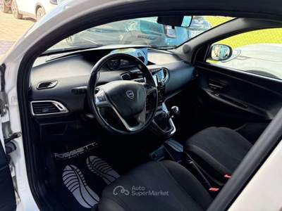 Lancia Ypsilon 1.2 GPL Ecochic Gold 5p ANCHE PER NEOPATENTATI Bianco usata Russi