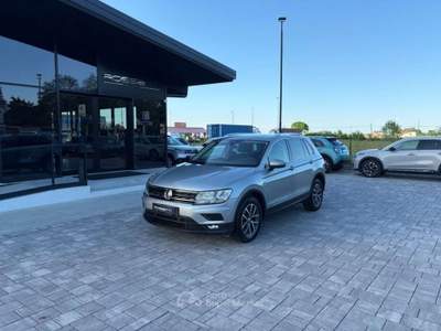 Volkswagen Tiguan 2.0 TDI SCR DSG 4MOTION Grigio usata Russi