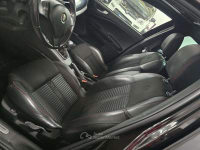 Alfa Romeo Giulietta Giulietta III 2010 1750 tbi Q.V 235cv Nero usata Torino