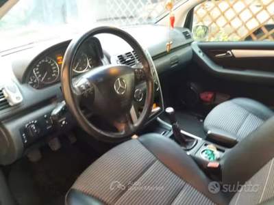 Mercedes-Benz Classe A Mercedes classe A Avantgarde Argento usata BORGOCARBONARA