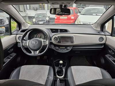 Toyota Yaris Yaris 5p 1.4 d-4d Lounge Lilla usata Torino