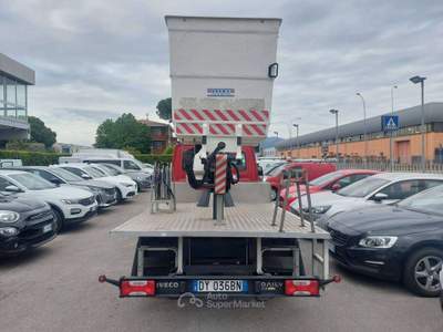Iveco Daily 2.3 HPI PM-RG CABINATO CON CESTELLO TELESCOPICO 97CV Rosso usata Pisa