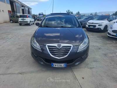 Lancia Delta - 2014 PLATINO TETTO APRIBILE Grigio usata ANDRIA