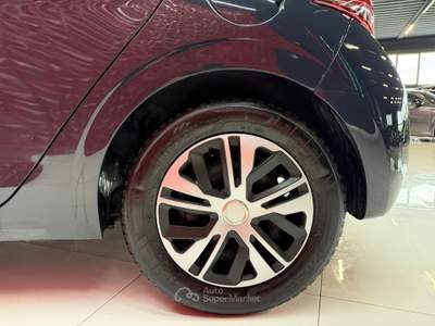 Peugeot 208 5 porte Active OK NEOPATENTATI Blu/Azzurro usata Agliana