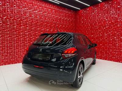 Peugeot 208 5 porte Active OK NEOPATENTATI Blu/Azzurro usata Agliana