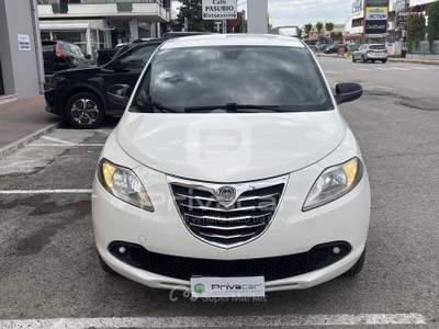 Lancia Ypsilon LANCIA Ypsilon 0.9 TwinAir 85 CV 5 porte Metano Ecochic Elefantino Bianco usata San Benedetto del Tronto