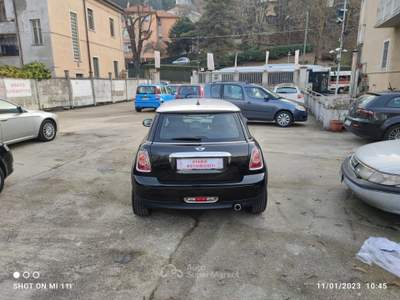 MINI 1.5 Cooper D Hype 5 1.6 16V Cooper D Nero usata Torino