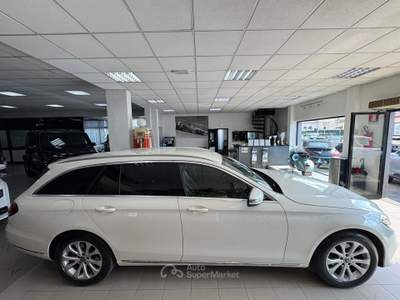 Mercedes-Benz Classe E E 220 d S.W. Auto Exclusive SOLI 56.000 KM REALI PERFETTA PARI AL NUOVO!!!! Bianco usata Viareggio