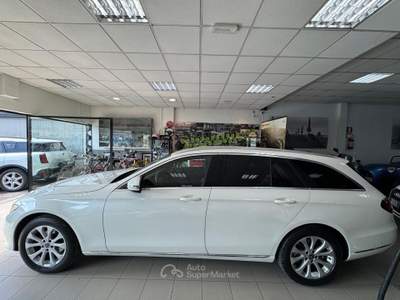 Mercedes-Benz Classe E E 220 d S.W. Auto Exclusive SOLI 56.000 KM REALI PERFETTA PARI AL NUOVO!!!! Bianco usata Viareggio
