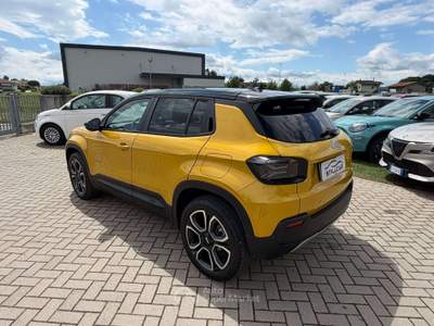 Jeep Avenger Avenger 1.2 turbo Summit fwd 100cv Oro usata Savignano sul Rubicone