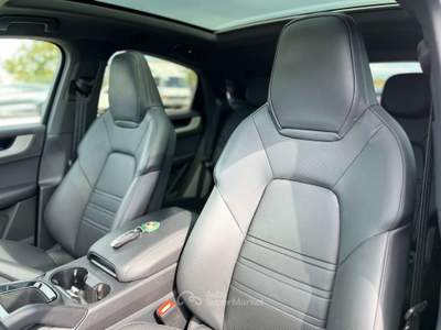 Porsche Cayenne Coupé 3.0 354cv TIPTRONIC MY24 ITALIANA IVA ESP Nero usata Pomigliano d'Arco