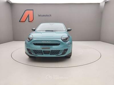 Fiat 600 1.2 MHEV 110CV DCT LA PRIMA Verde usata Voghera