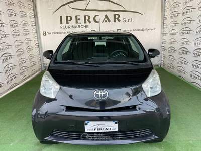 Toyota iQ 1.4 DIESEL Sol Nero usata Acerra