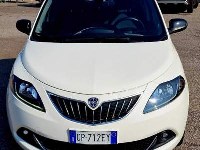 Lancia Ypsilon GOLD 5 POSTI Bianco usata San Donato Milanese