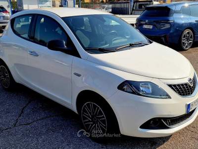 Lancia Ypsilon GOLD 5 POSTI Bianco usata San Donato Milanese