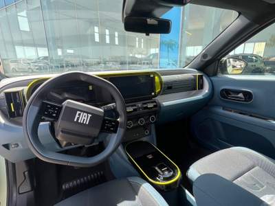 Fiat Grande Panda 1.2 Hybrid 110 CV S&S Icon - possibilità noleggio no scoring Oro usata Gela