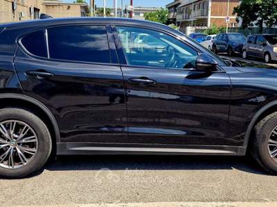 Alfa Romeo Stelvio POCHI CHILOMETRI AL GIUSTO COMPROMESSO Nero usata San Donato Milanese
