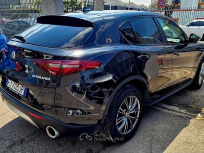 Alfa Romeo Stelvio POCHI CHILOMETRI AL GIUSTO COMPROMESSO Nero usata San Donato Milanese