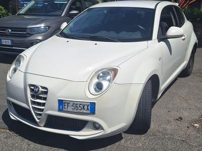 Alfa Romeo MiTo Soft Tuning monocolore, dashcam, autoradio con bluetooth Bianco usata San Giovanni la Punta