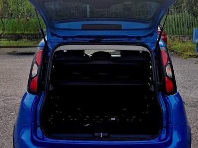 Fiat Panda LA CROSS PICCOLA MA GENEROSA Blu/Azzurro usata San Donato Milanese
