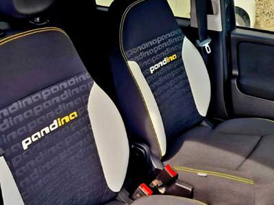 Fiat Panda LA CROSS PICCOLA MA GENEROSA Blu/Azzurro usata San Donato Milanese