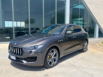 Maserati Levante 275cv Q4 Grigio usata Gela