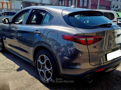Alfa Romeo Stelvio MAI TROPPI KM PER UNA STELVIO - KM PERCORSI TUTTI IN AUTOSTRADA Grigio usata San Donato Milanese