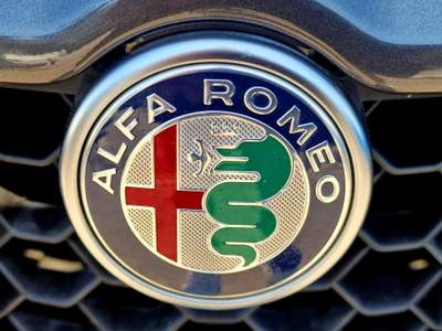 Alfa Romeo Stelvio MAI TROPPI KM PER UNA STELVIO - KM PERCORSI TUTTI IN AUTOSTRADA Grigio usata San Donato Milanese