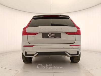 Volvo XC60 Xc60 2.0 b4 plus dark auto Argento usata Rivoli