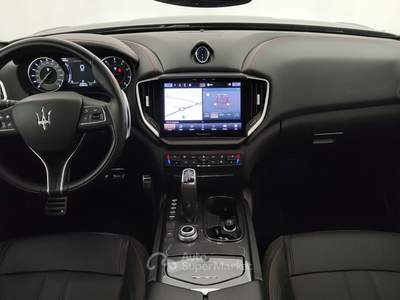 Maserati Ghibli Ghibli 3.0 v6 modena 430cv awd auto Nero usata Cuneo
