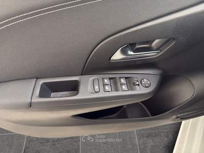 Opel Corsa  yes benzina 100 cv (74kw) manuale Bianco usata Firenze