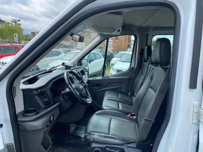 Ford Transit 350 2.0 TDCi MHEV Cas. trilat. dop cabina 7 posti Bianco usata Sinalunga