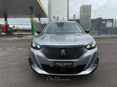 Peugeot 2008 S&S EAT8 Allure Pack Grigio usata Gravina in Puglia