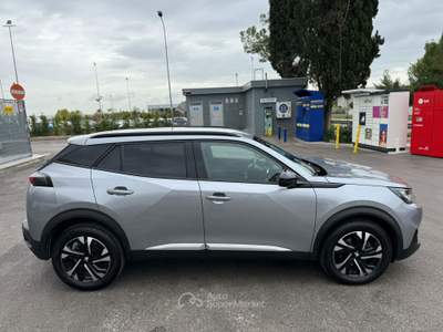 Peugeot 2008 S&S EAT8 Allure Pack Grigio usata Gravina in Puglia