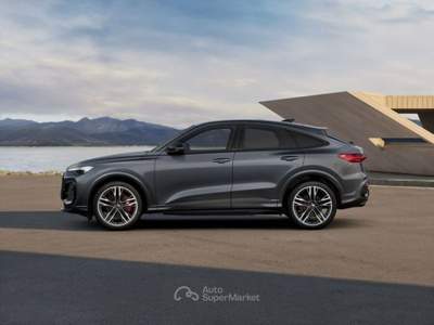 Audi SQ5 Audi  Sportback sport attitude TFSI  270 kW S tron Grigio usata San Fior