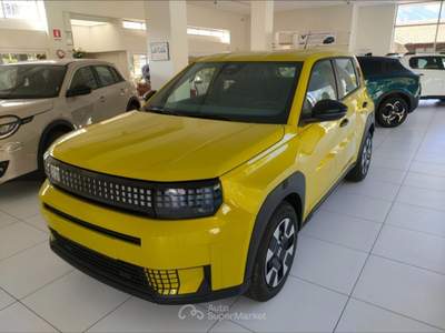 Fiat Grande Panda 1.2 hybrid Icon 110cv edct Giallo usata Pont-Saint-Martin