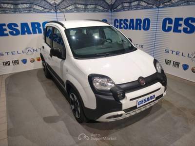 Fiat Panda 1.0 Hybrid 70cv City Cross Bianco usata Pont-Saint-Martin