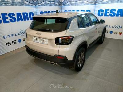 Jeep Avenger 1.2 turbo Longitude fwd 100cv Bianco usata Pont-Saint-Martin