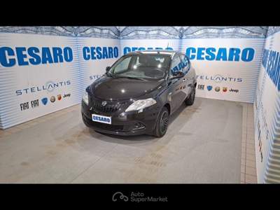 Lancia Ypsilon 1.0 firefly hybrid Platino s&s 70cv Nero usata Pont-Saint-Martin