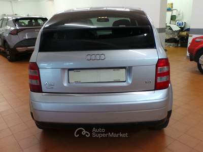 Audi A2 unico propietario . Argento usata Dormelletto