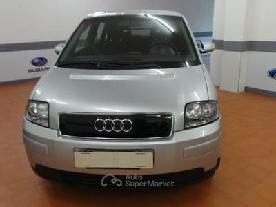 Audi A2 unico propietario . Argento usata Dormelletto